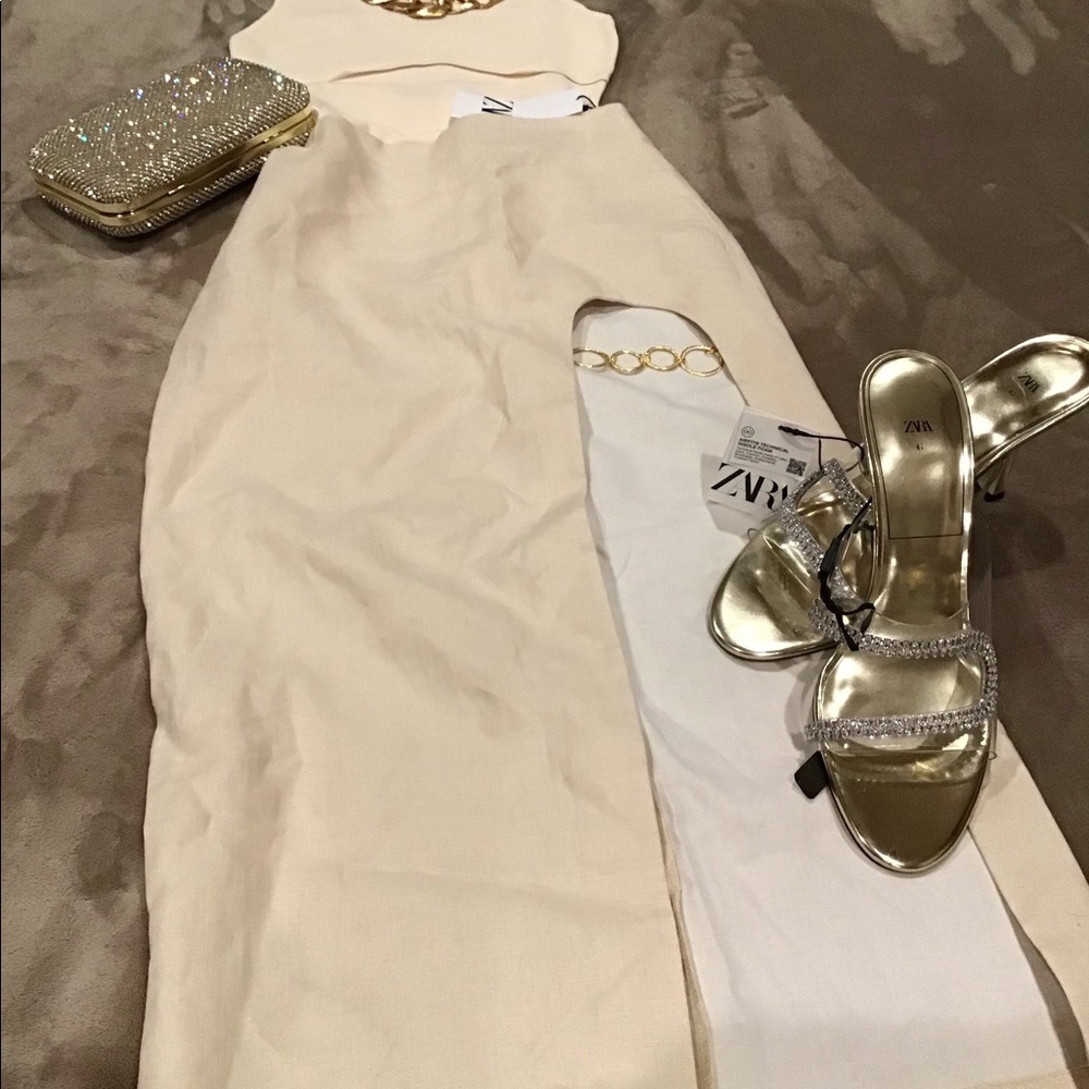 Zara gold metallic heeled sandals with vinyl sparkly diamond accent trims